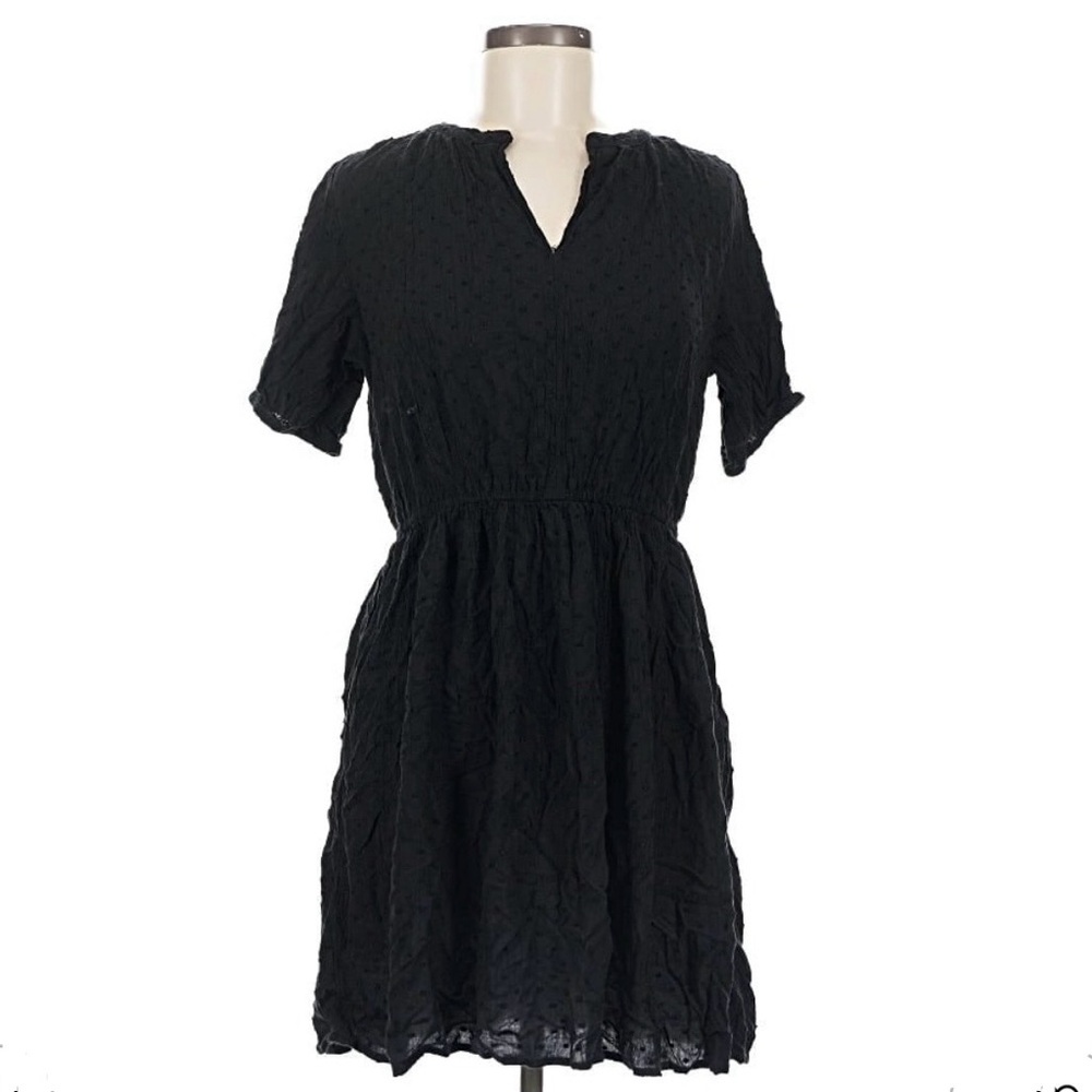 LOFT - Casual chic - Notched neck eyelet dress